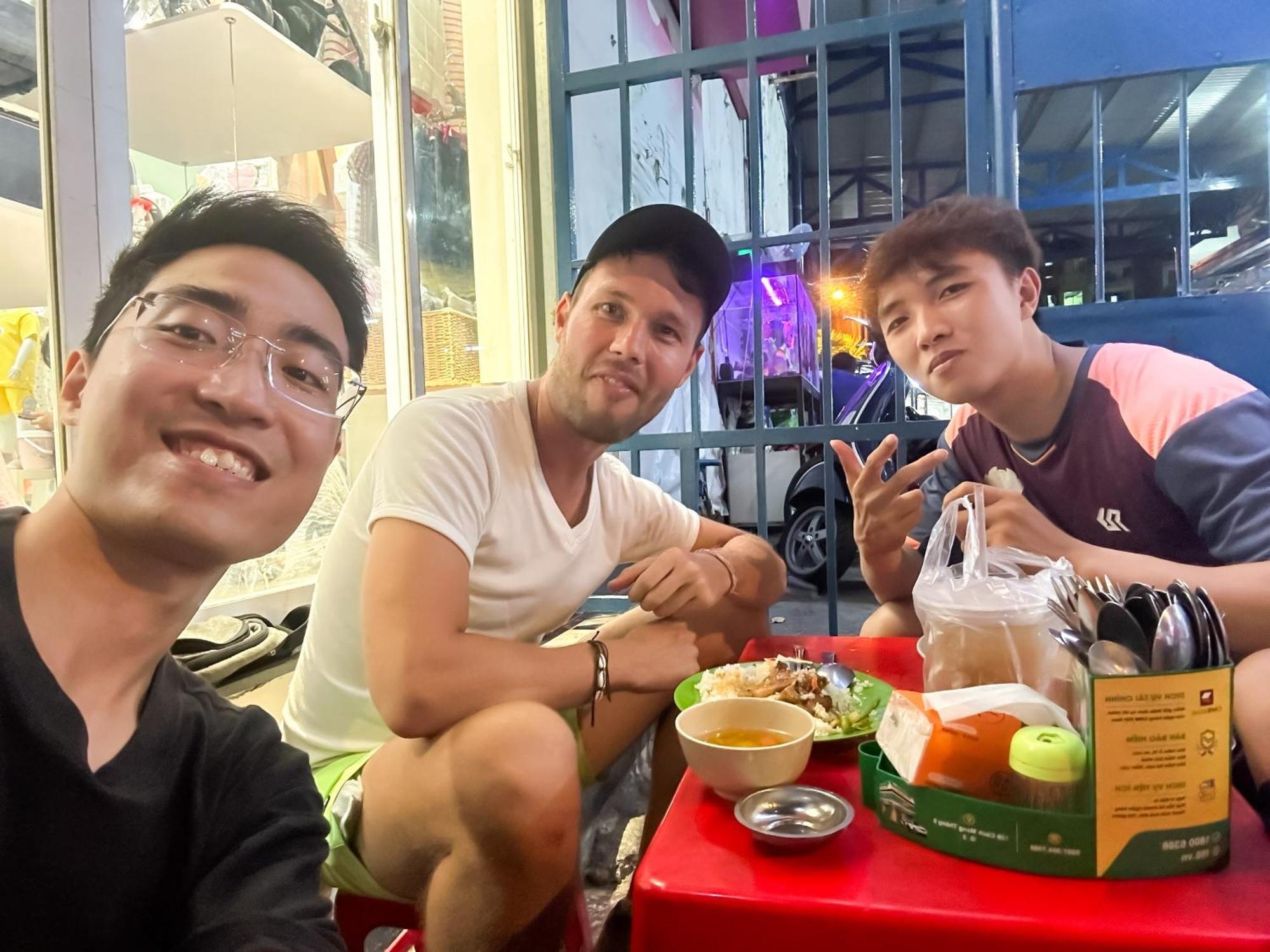 A Little Saigon Hotel - Bui Vien Walking Street 胡志明市 外观 照片